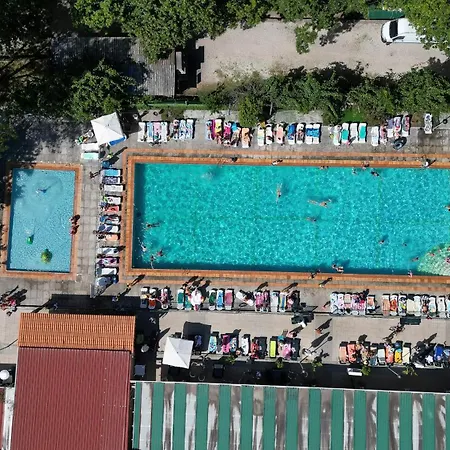 Camping Rural Ria De Arosa 2 Ribeira